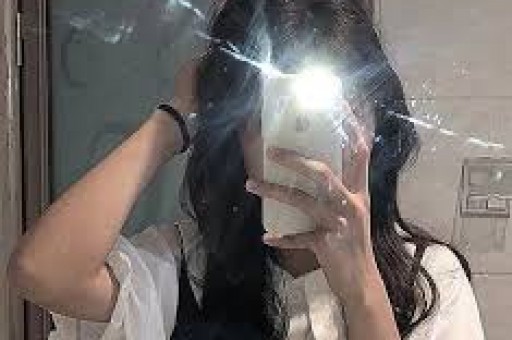 曝大批演员计划开演唱会这是快速变现的新赛道引发割韭菜争议